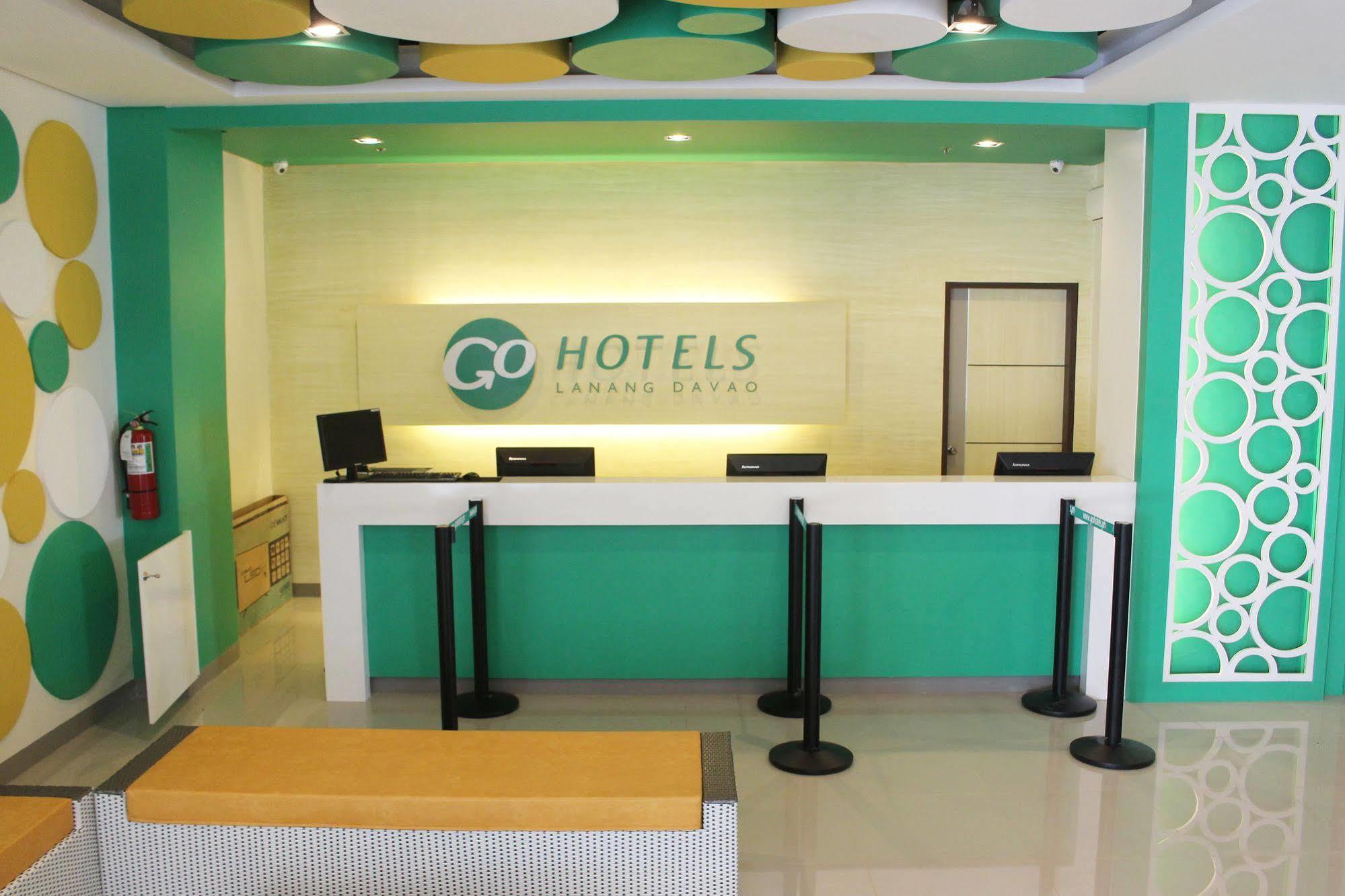 Go Hotels Lanang - Davao Exterior foto