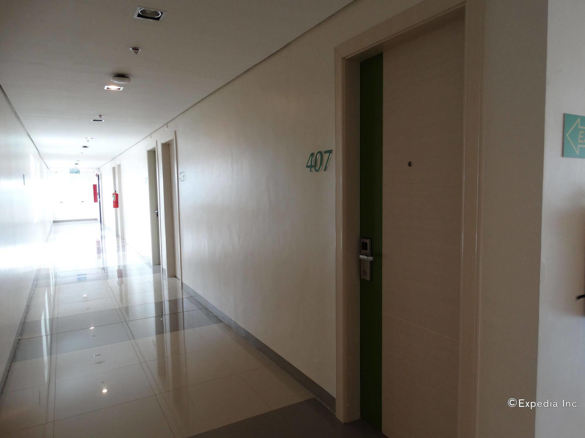 Go Hotels Lanang - Davao Exterior foto